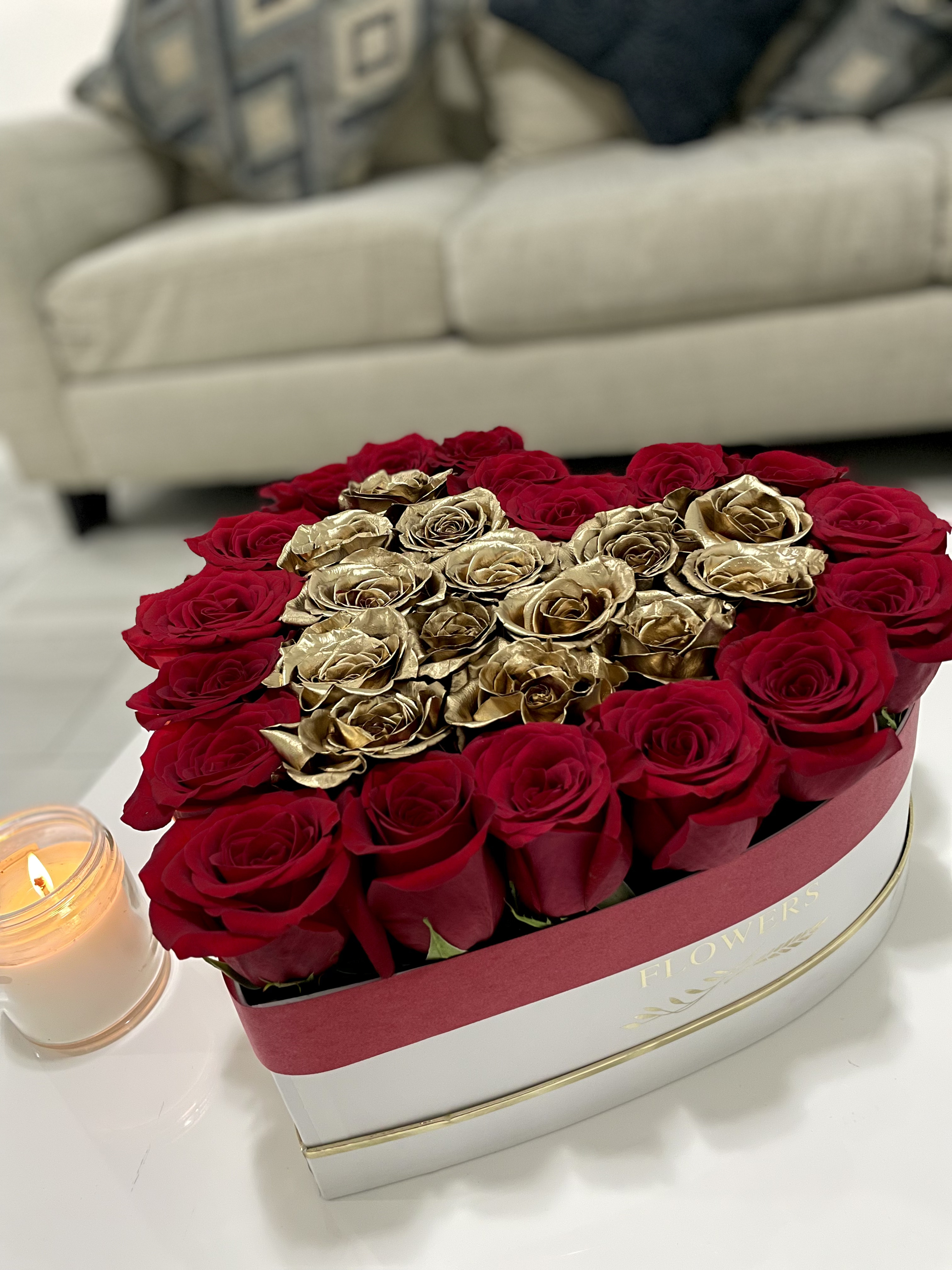 Surprise Gold Roses Heart